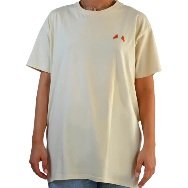 Χειροποίητο T-shirt με αυτιά “λούπυ” κεντημένο στο χέρι – Κανονική Γραμμή | λούπυ
